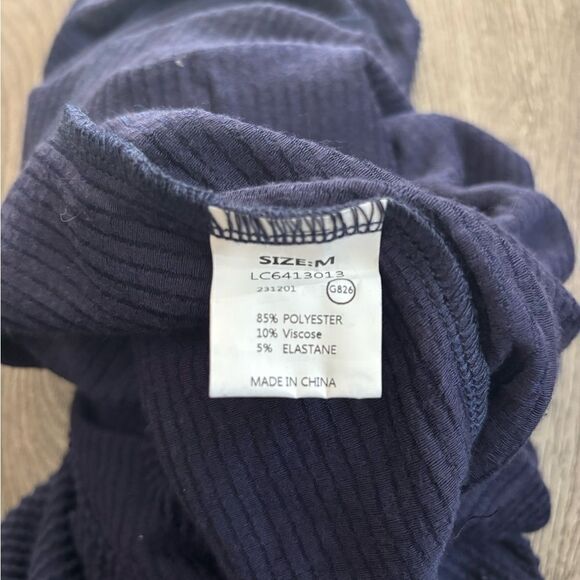 Luvamia woman’s Navy Blue romper - Picture 4 of 4